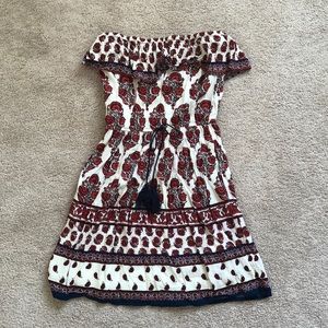 No shoulders fun. dress